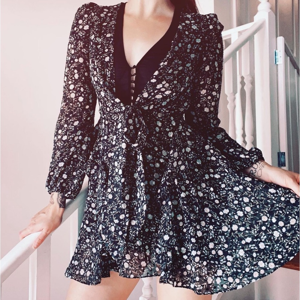 Shona Joy dress size 4